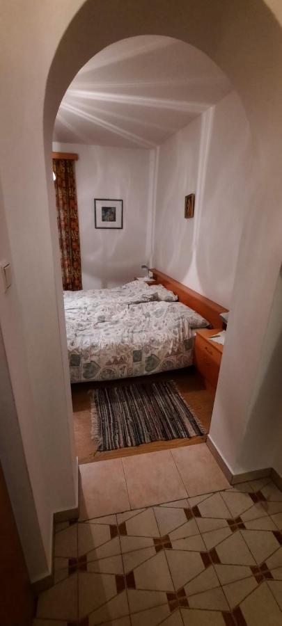Hof Am Brunnen Apartment Cornaiano Ngoại thất bức ảnh